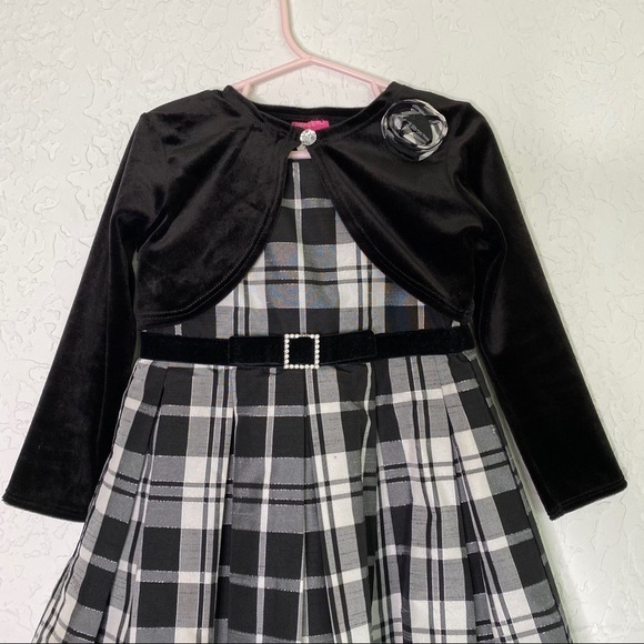 Girls Plaid Black/white fit flare Dress & cardigan Size 4 - Picture 2 of 12